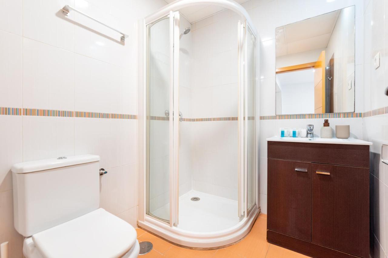Wintowinrentals Superb New-Look Apartment Málaga Eksteriør billede