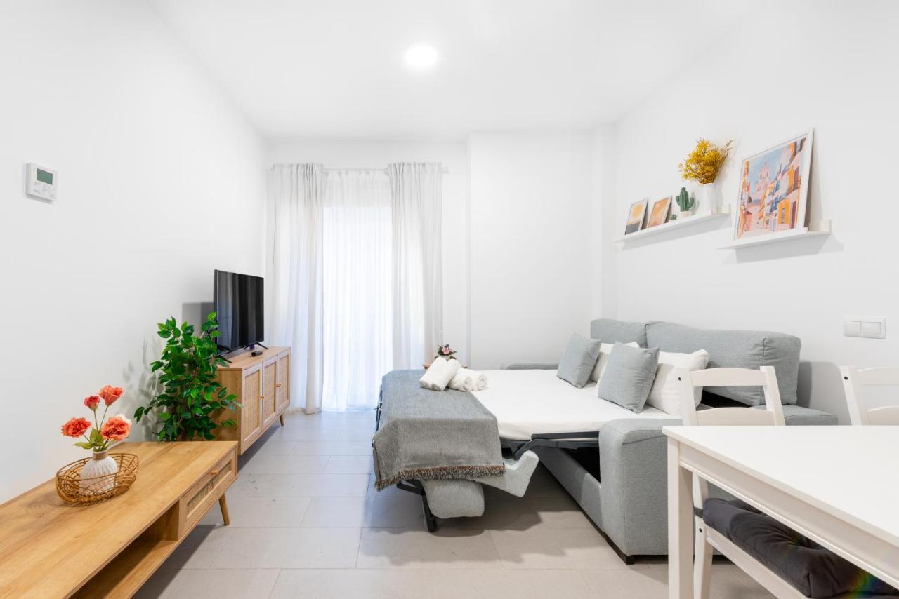 Wintowinrentals Superb New-Look Apartment Málaga Eksteriør billede