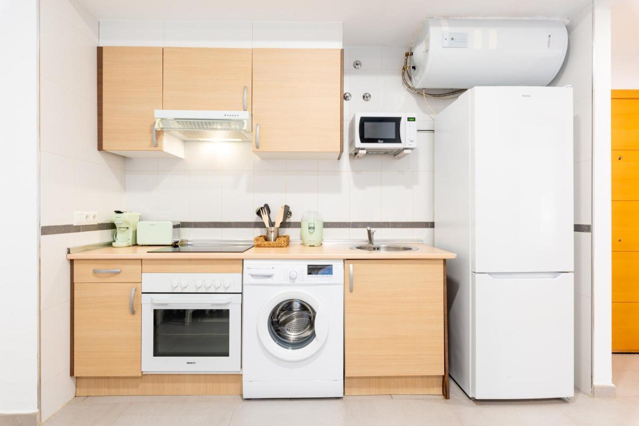 Wintowinrentals Superb New-Look Apartment Málaga Eksteriør billede
